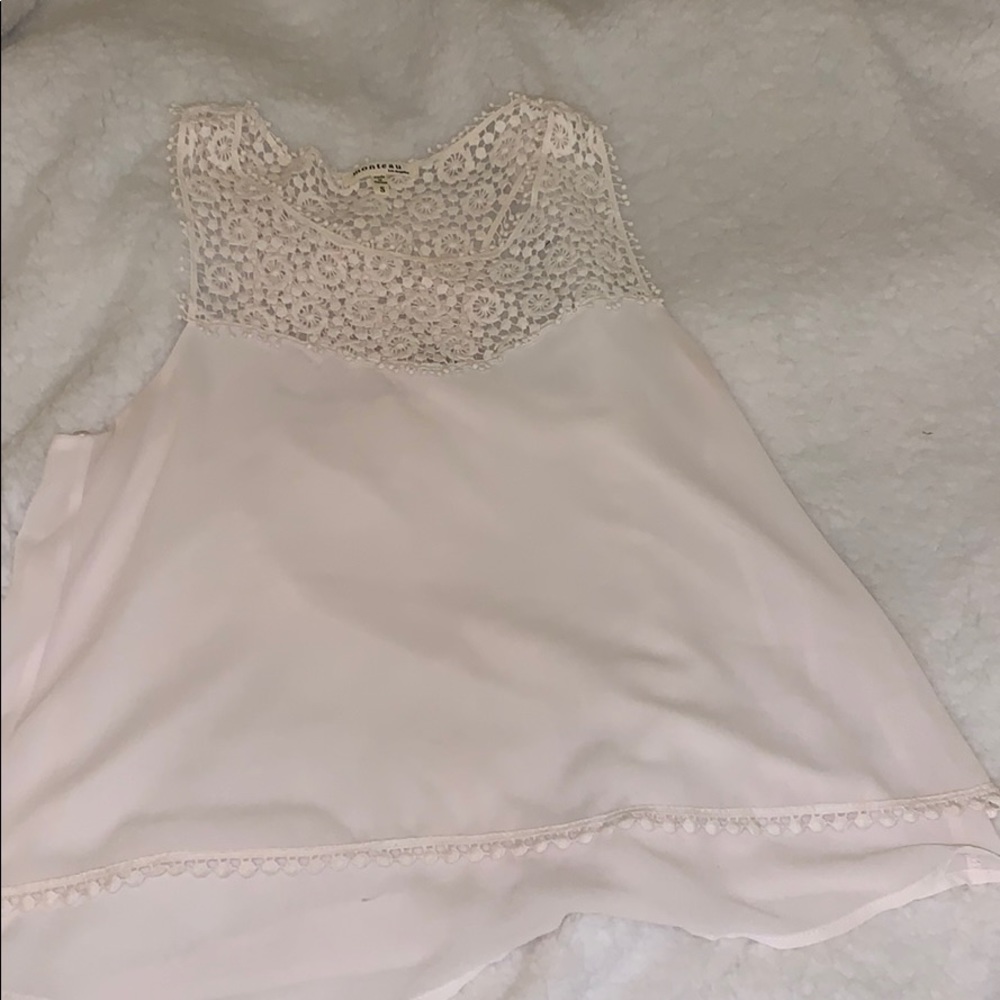 Sleeveless top